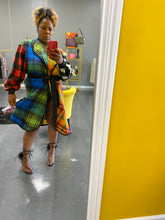 Load image into Gallery viewer, DUSTER
