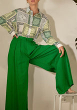 Load image into Gallery viewer, KELLY GREEN
