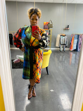 Load image into Gallery viewer, DUSTER
