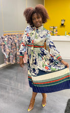 Load image into Gallery viewer, FLORAL PARTY
