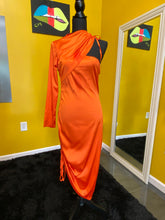 Load image into Gallery viewer, SLEEK
