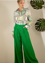 Load image into Gallery viewer, KELLY GREEN
