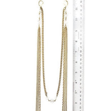 Load image into Gallery viewer, QUEEN EARRING
